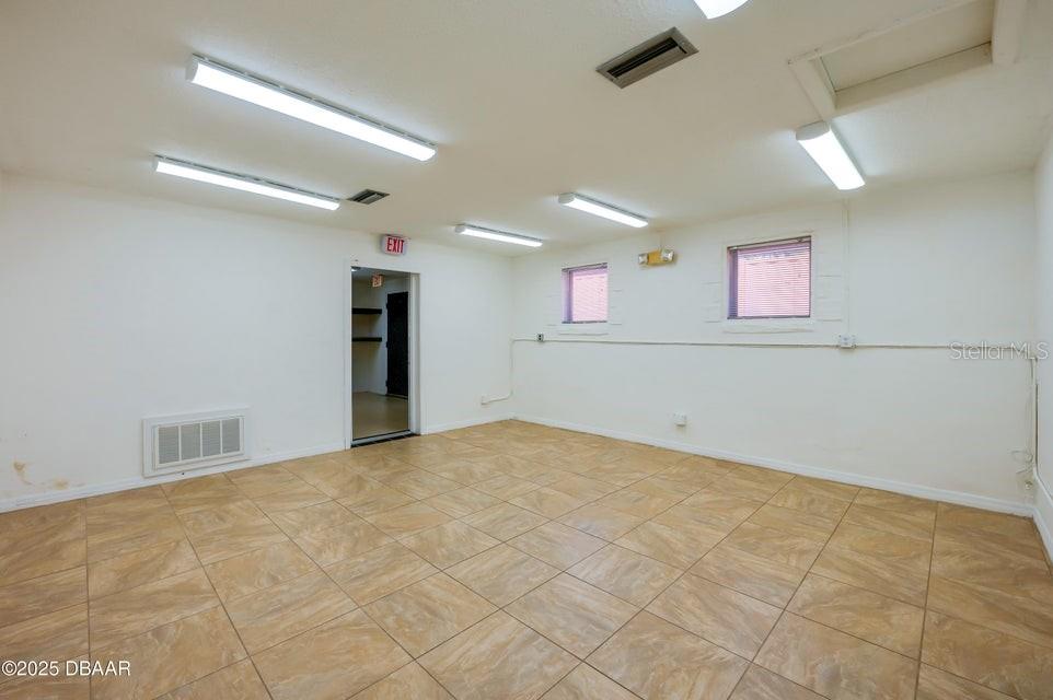 923 N BEACH ST, DAYTONA BEACH, FL, 32117