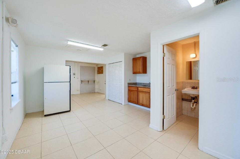 923 N BEACH ST, DAYTONA BEACH, FL, 32117