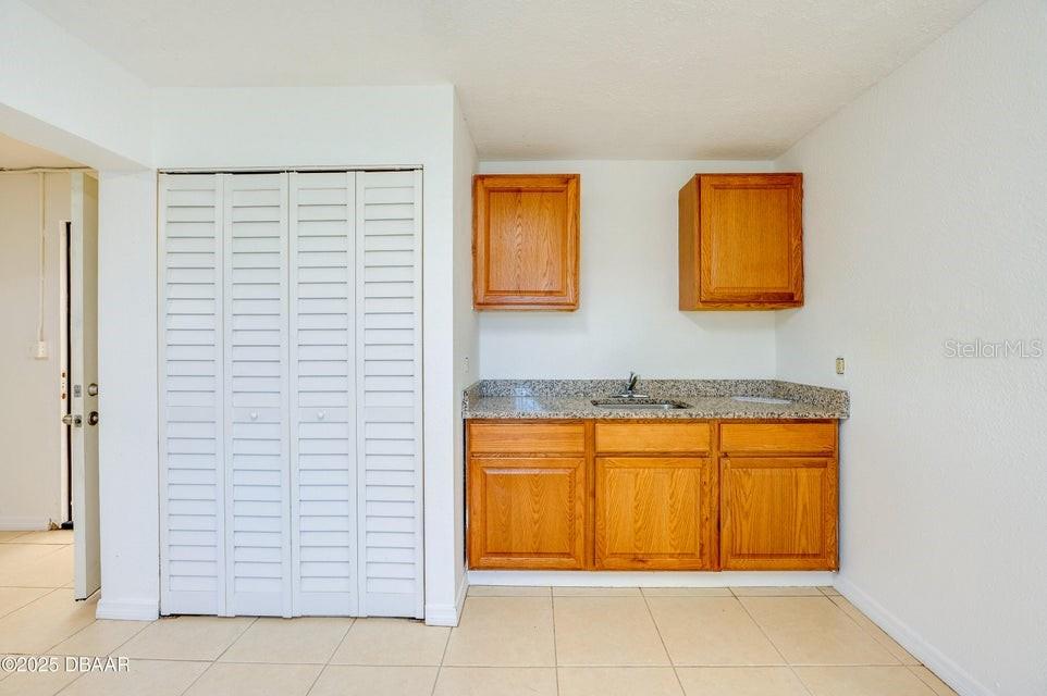 923 N BEACH ST, DAYTONA BEACH, FL, 32117