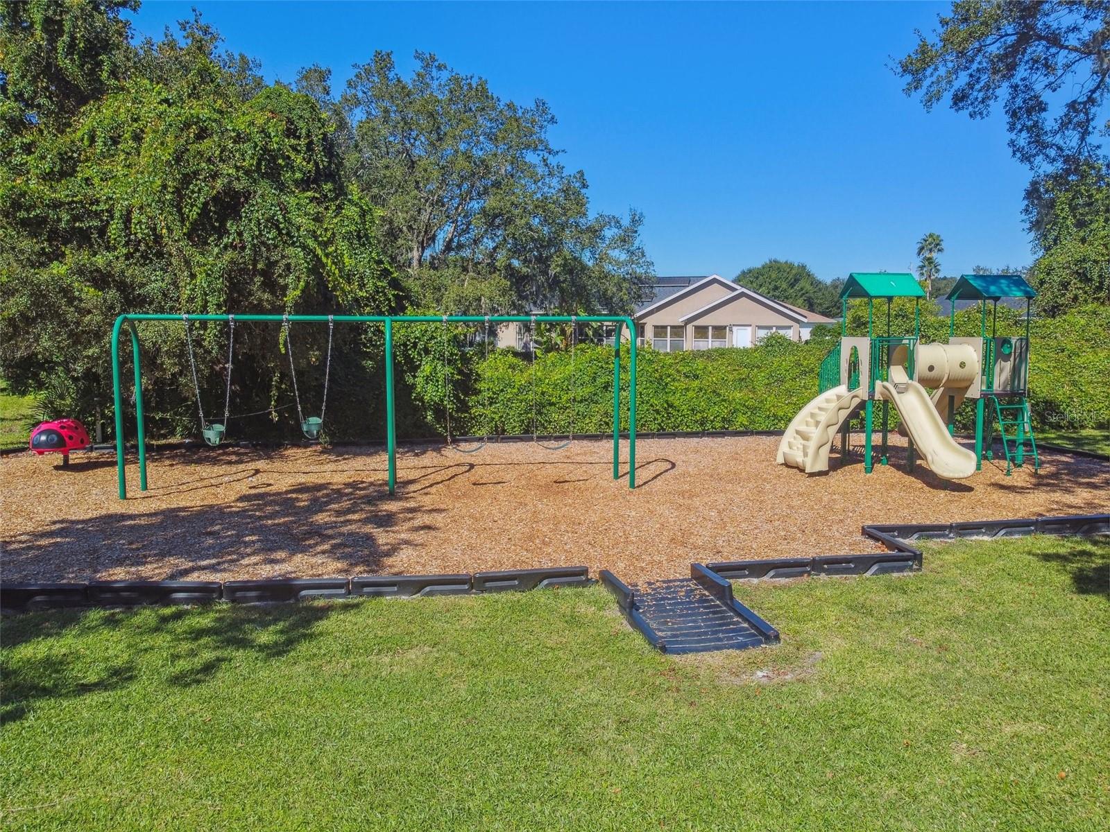 333 LA CREEK CT, DEBARY, FL, 32713