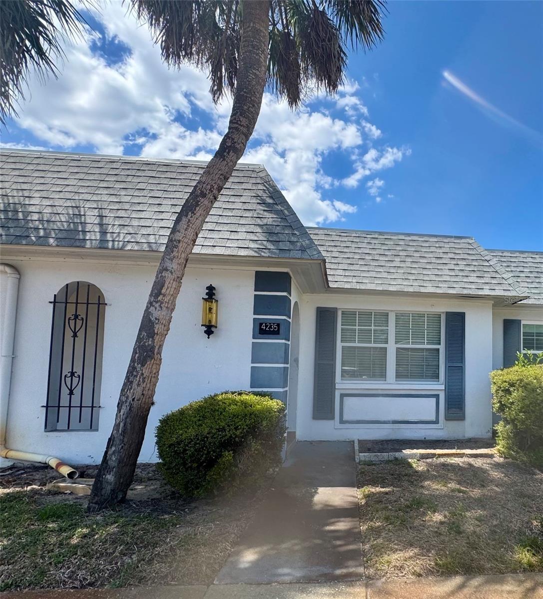 W7874172 Property Photo