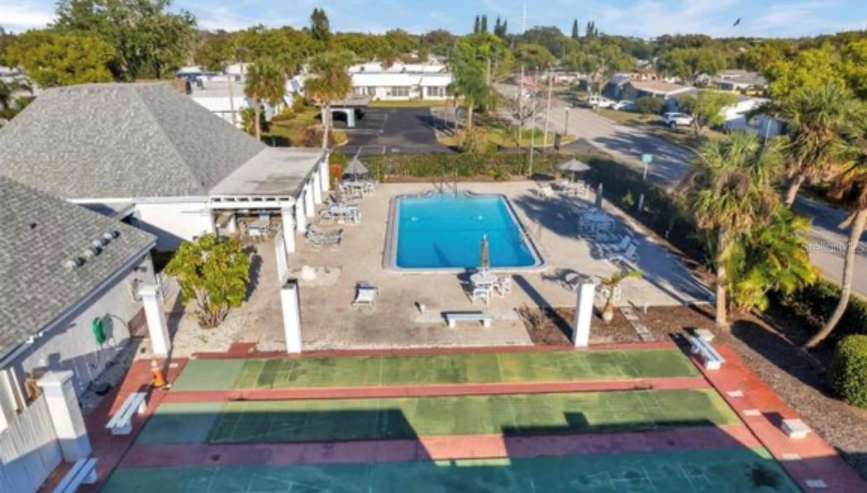 W7874172 Property Photo