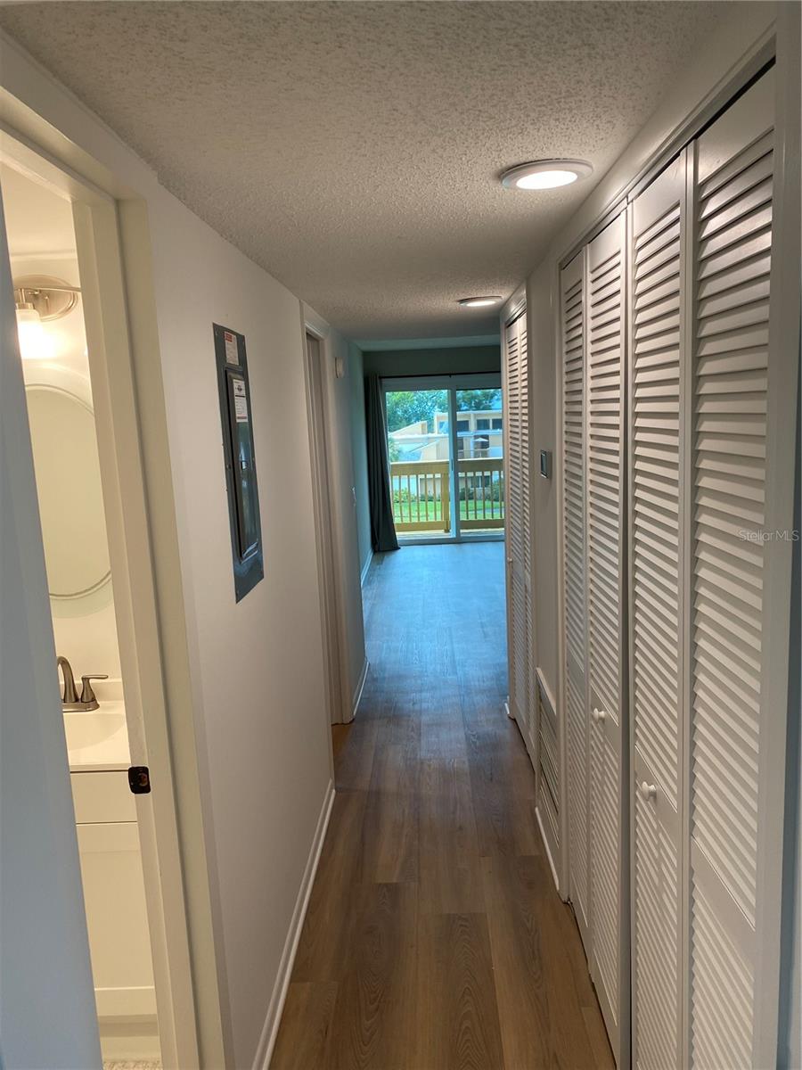 1051 S HIGHLAND ST #5D, MOUNT DORA, FL, 32757