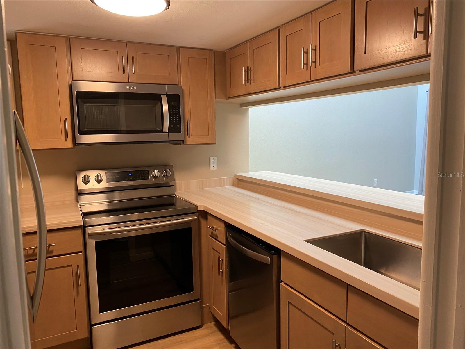 1051 S HIGHLAND ST #5D, MOUNT DORA, FL, 32757