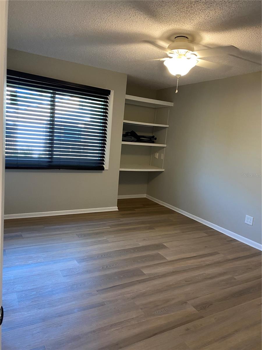 1051 S HIGHLAND ST #5D, MOUNT DORA, FL, 32757