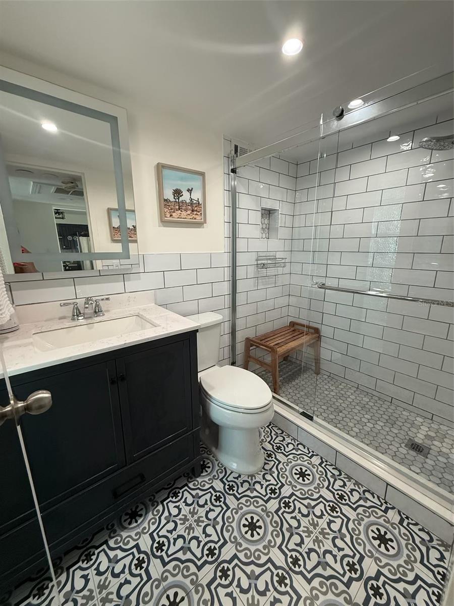 33 S GULFSTREAM AVE #803, SARASOTA, FL, 34236