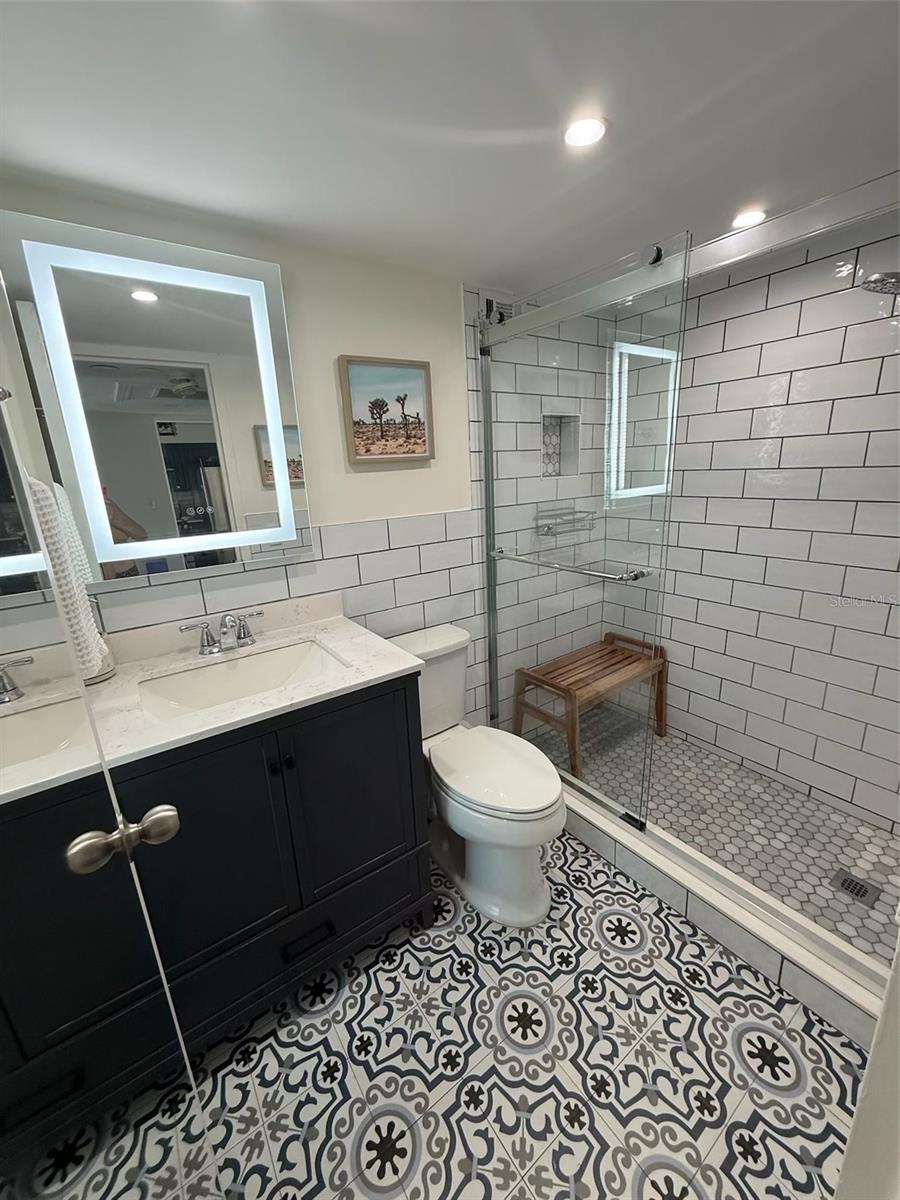 33 S GULFSTREAM AVE #803, SARASOTA, FL, 34236