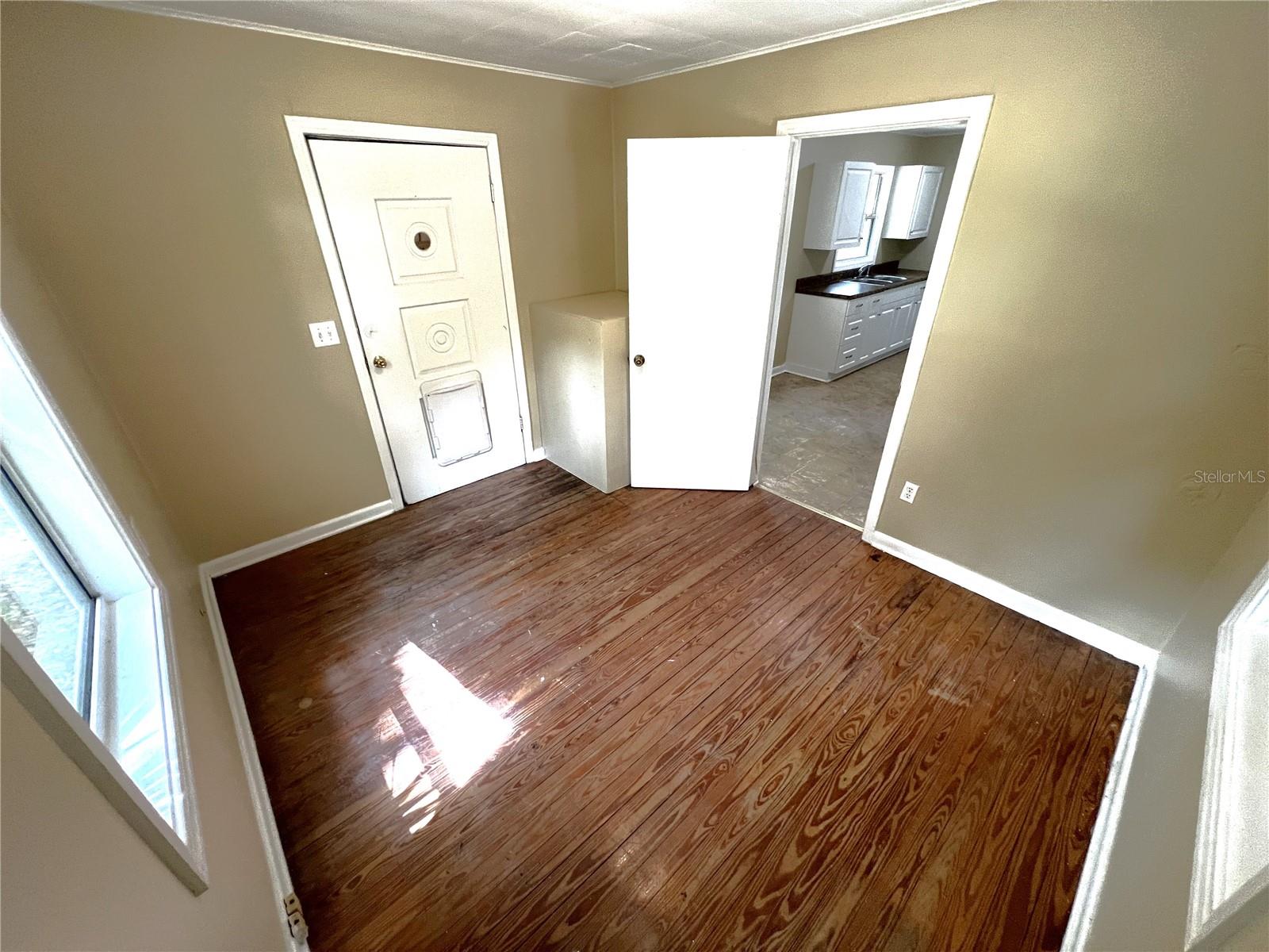 10114 COUNTY ROAD 1469, EARLETON, FL, 32631