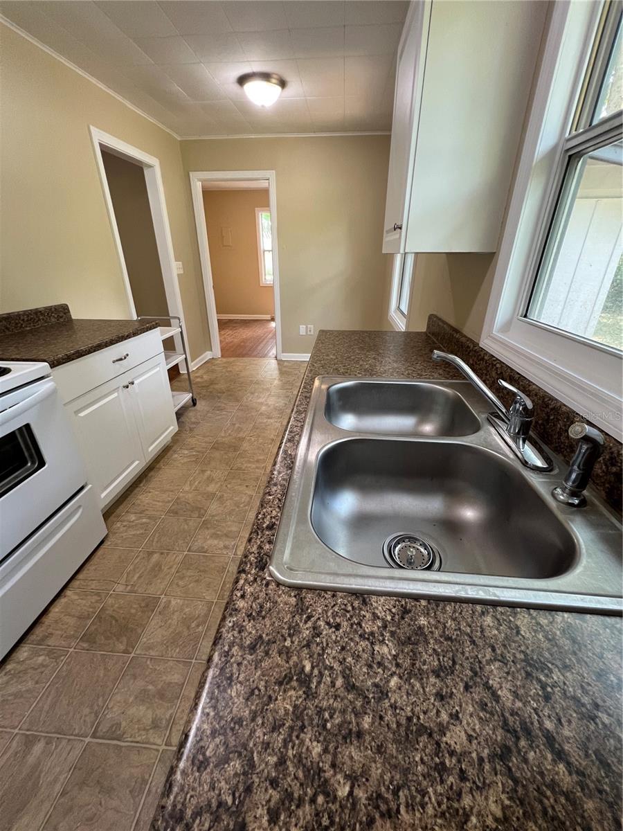 10114 COUNTY ROAD 1469, EARLETON, FL, 32631