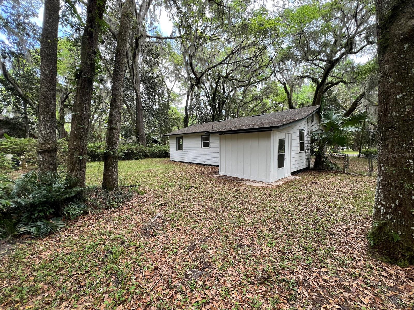 10114 COUNTY ROAD 1469, EARLETON, FL, 32631