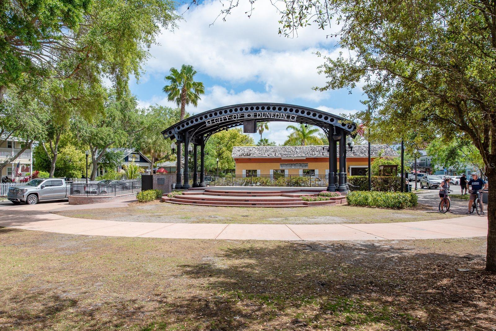 333 ACROPOLIS DR, DUNEDIN, FL, 34698