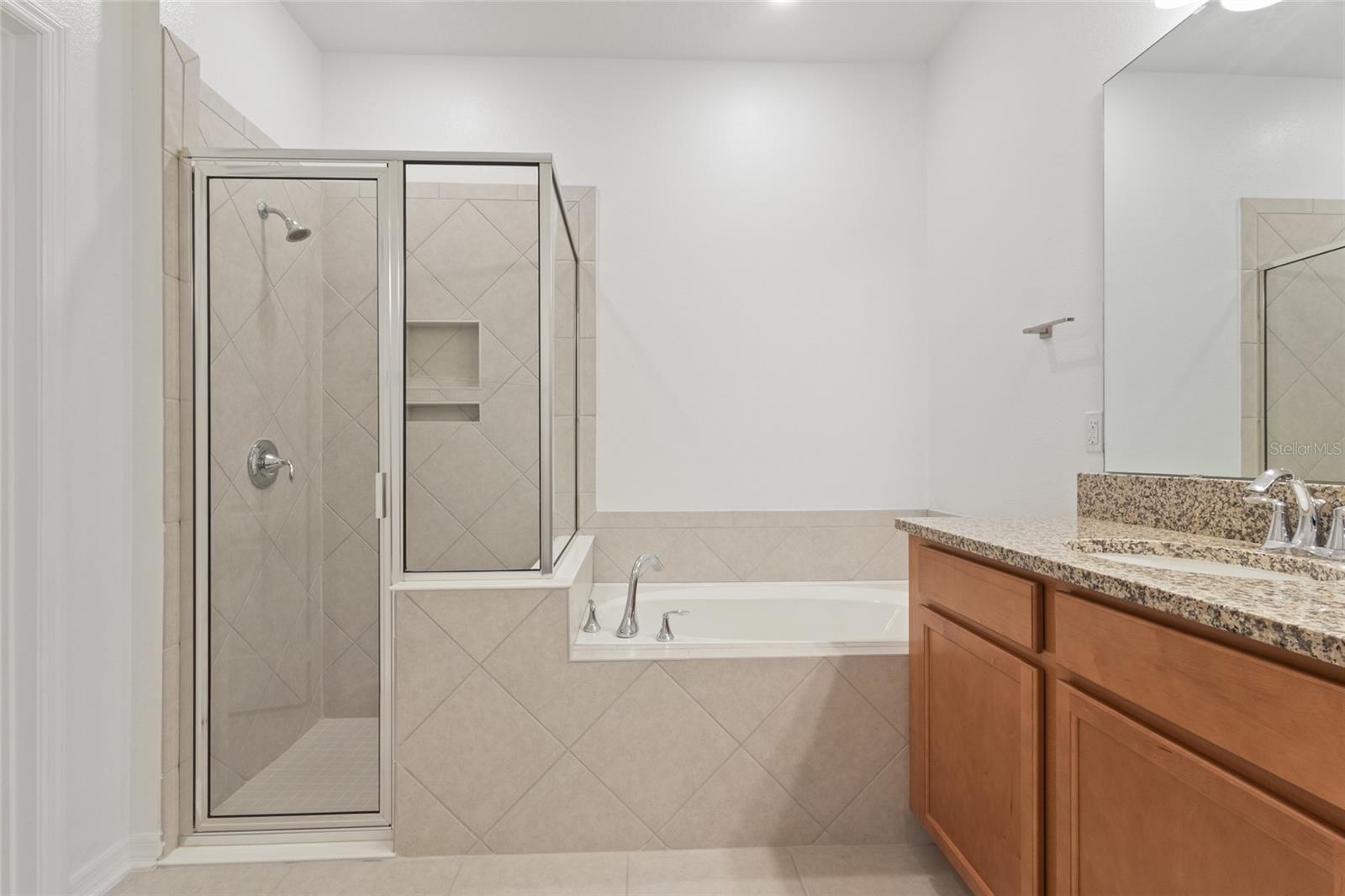 2556 LEYLAND CYPRESS LN, SANFORD, FL, 32773