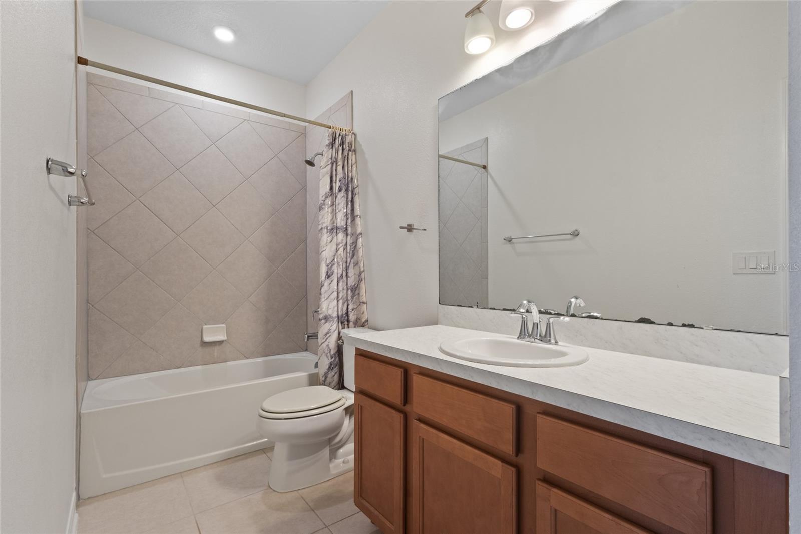 2556 LEYLAND CYPRESS LN, SANFORD, FL, 32773