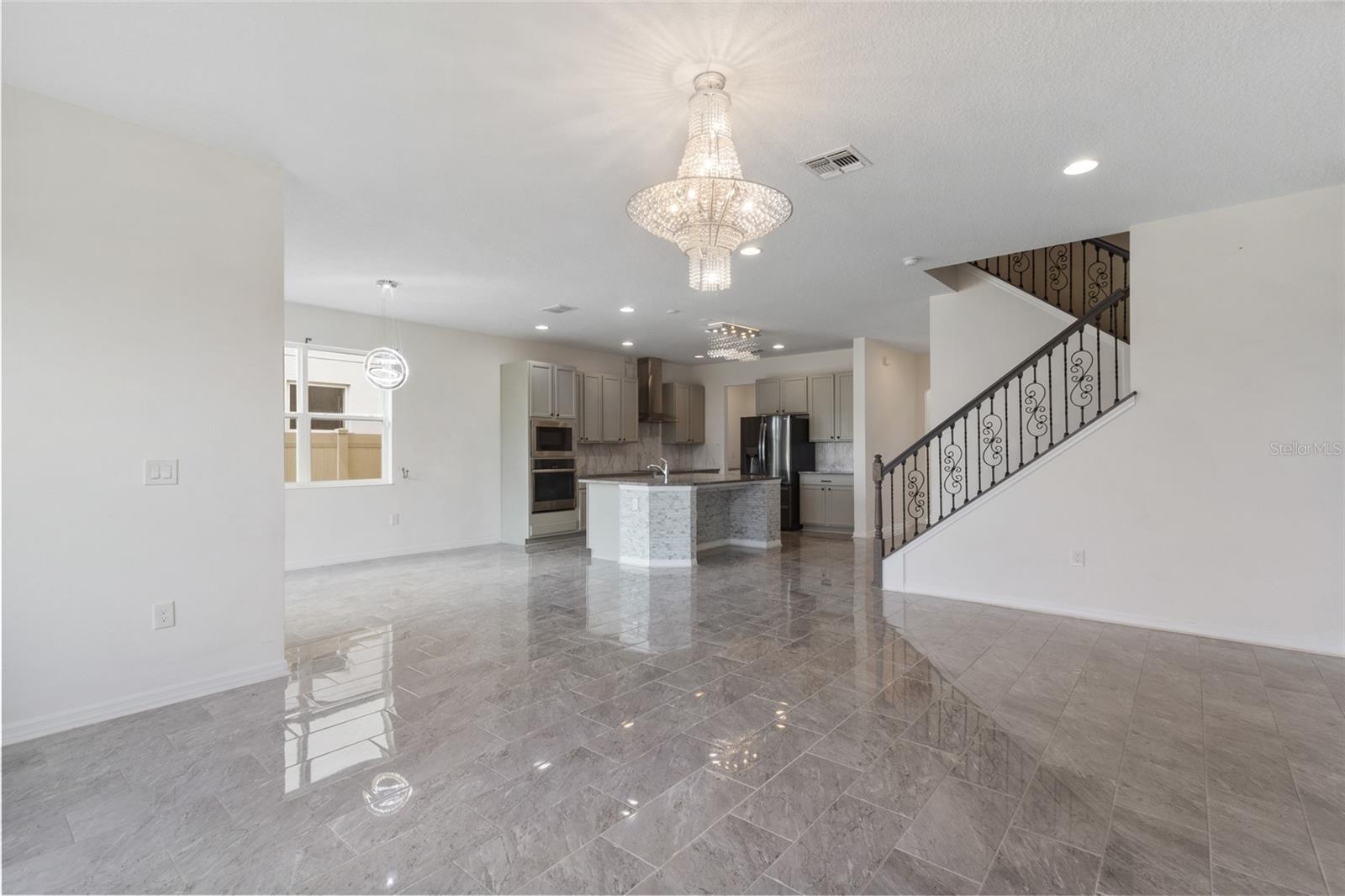 2556 LEYLAND CYPRESS LN, SANFORD, FL, 32773