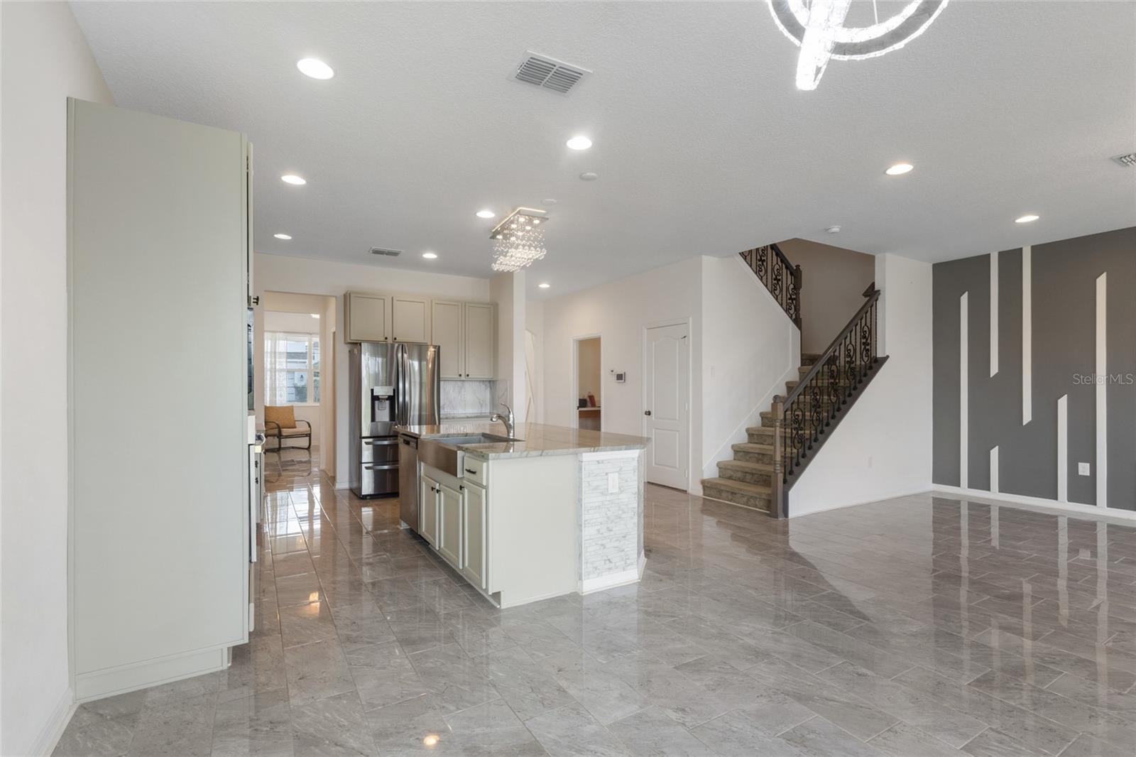2556 LEYLAND CYPRESS LN, SANFORD, FL, 32773