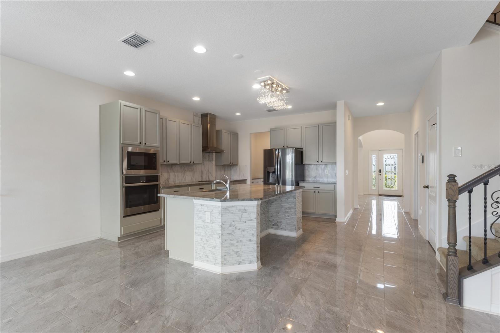 2556 LEYLAND CYPRESS LN, SANFORD, FL, 32773