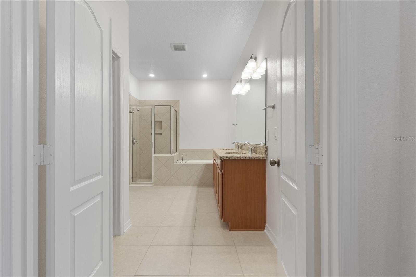 2556 LEYLAND CYPRESS LN, SANFORD, FL, 32773