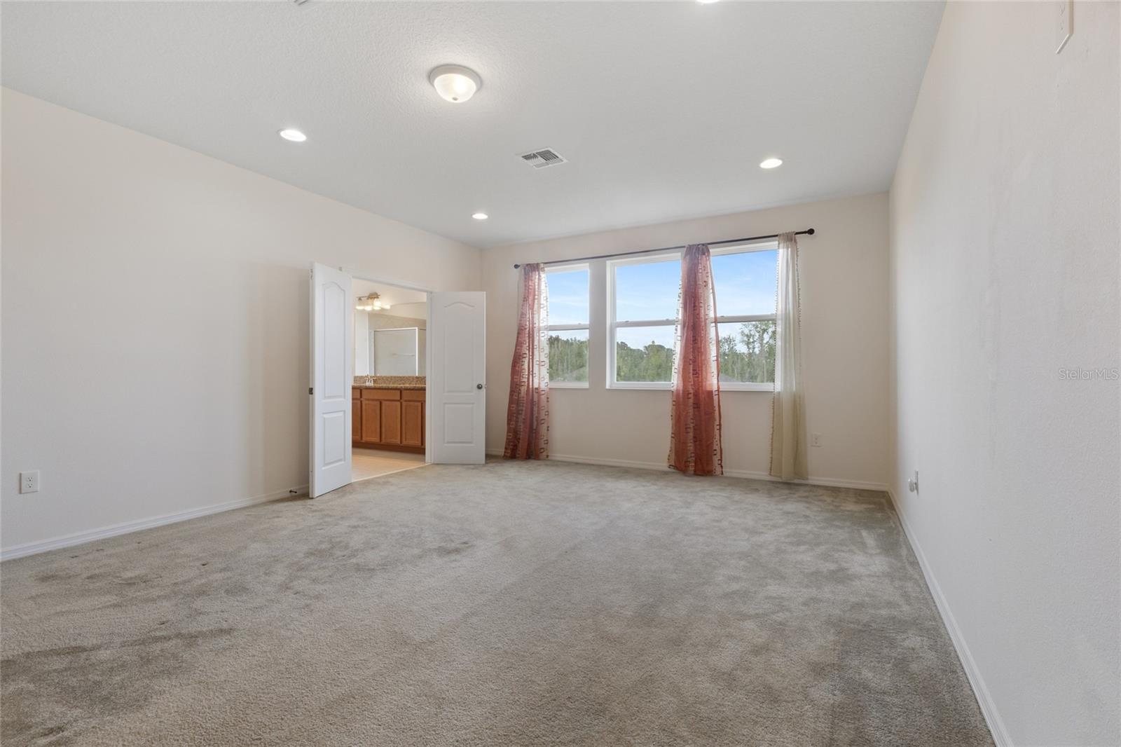 2556 LEYLAND CYPRESS LN, SANFORD, FL, 32773