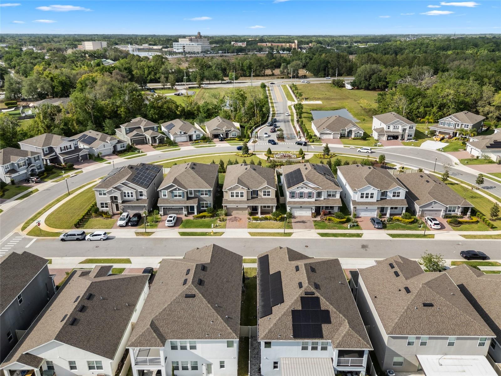 2556 LEYLAND CYPRESS LN, SANFORD, FL, 32773