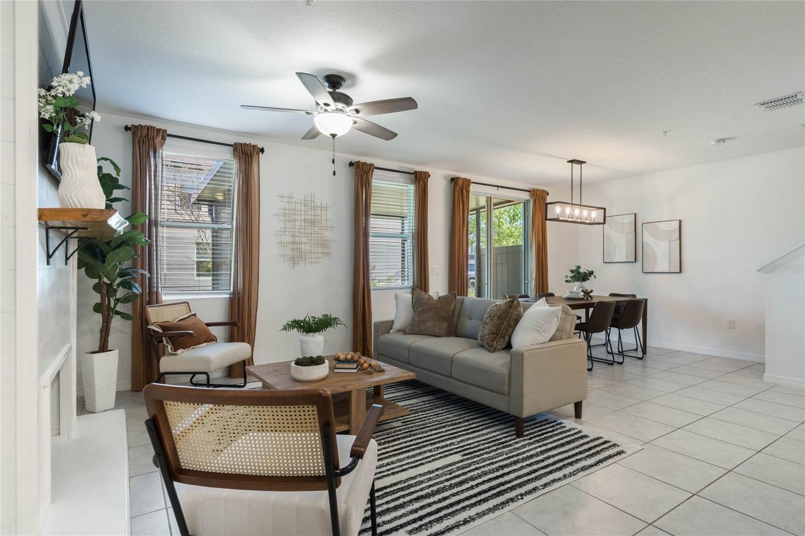 1115 DESERT CANDLE DR, OCOEE, FL, 34761
