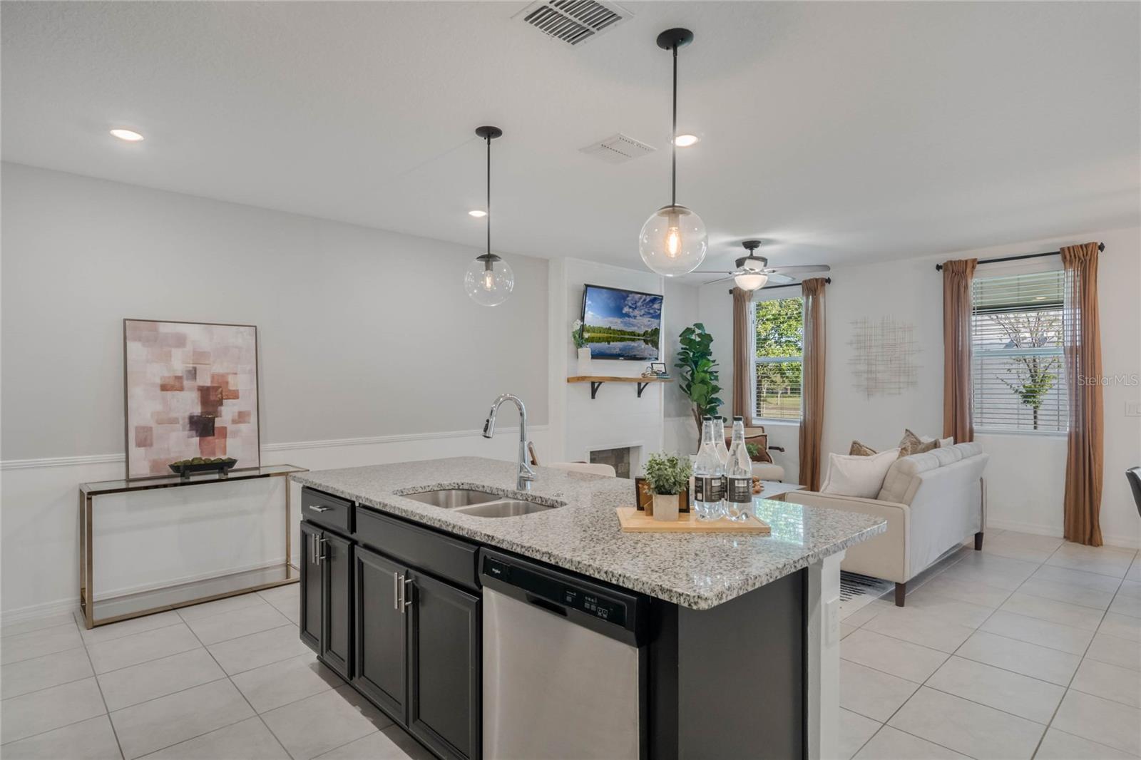 1115 DESERT CANDLE DR, OCOEE, FL, 34761