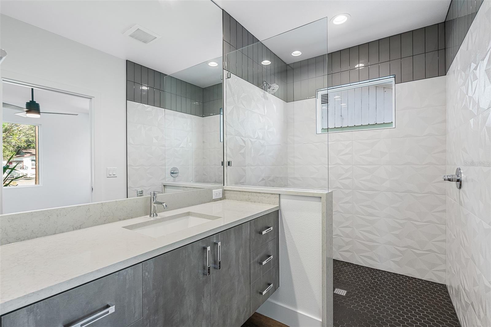 4700 11TH AVE S, ST PETERSBURG, FL, 33711