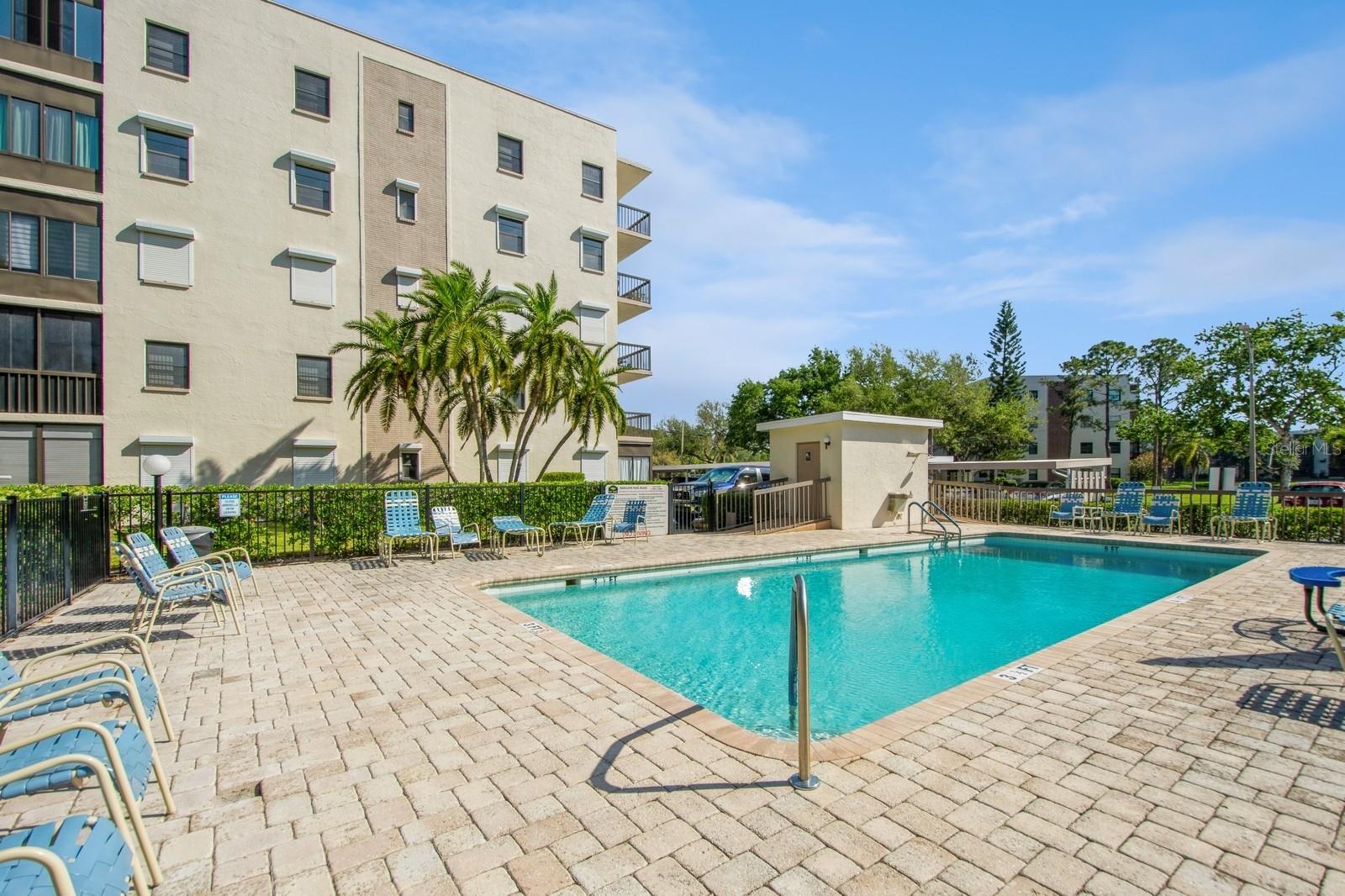8198 TERRACE GARDEN DR N #411, ST PETERSBURG, FL, 33709