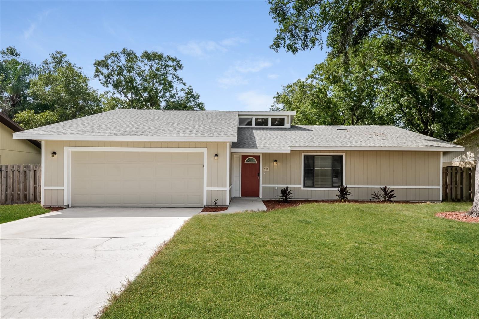 8416 CYPRESS LAKE CIR, SARASOTA, FL, 34243