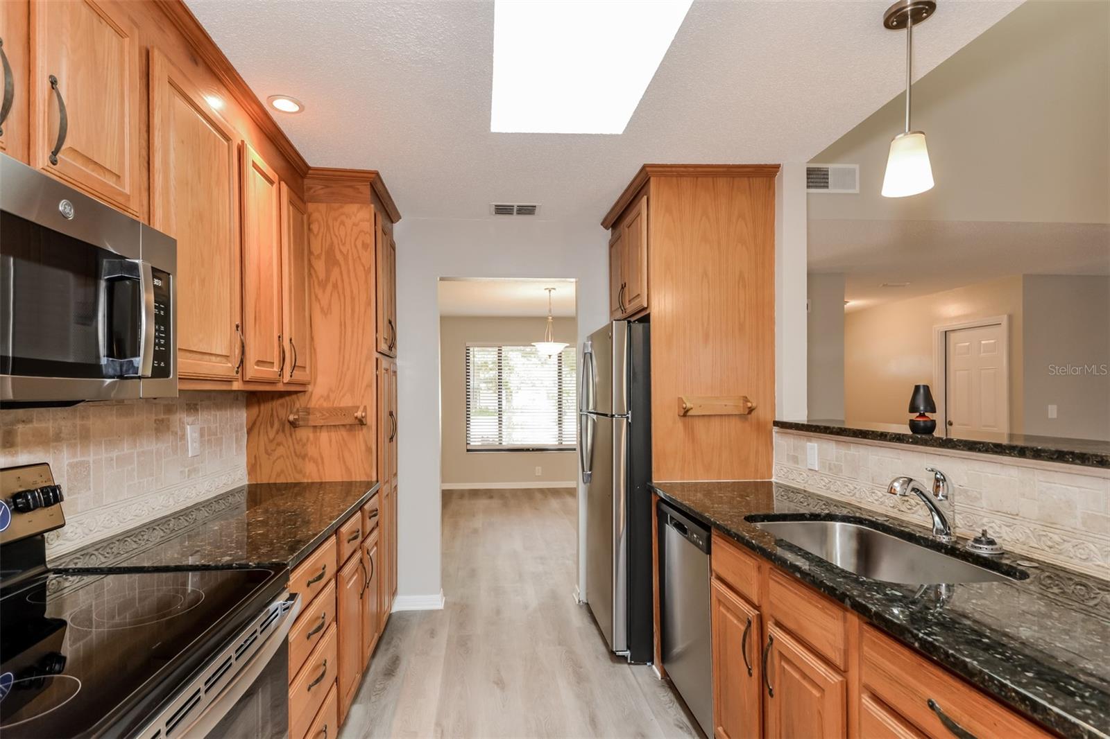 8416 CYPRESS LAKE CIR, SARASOTA, FL, 34243