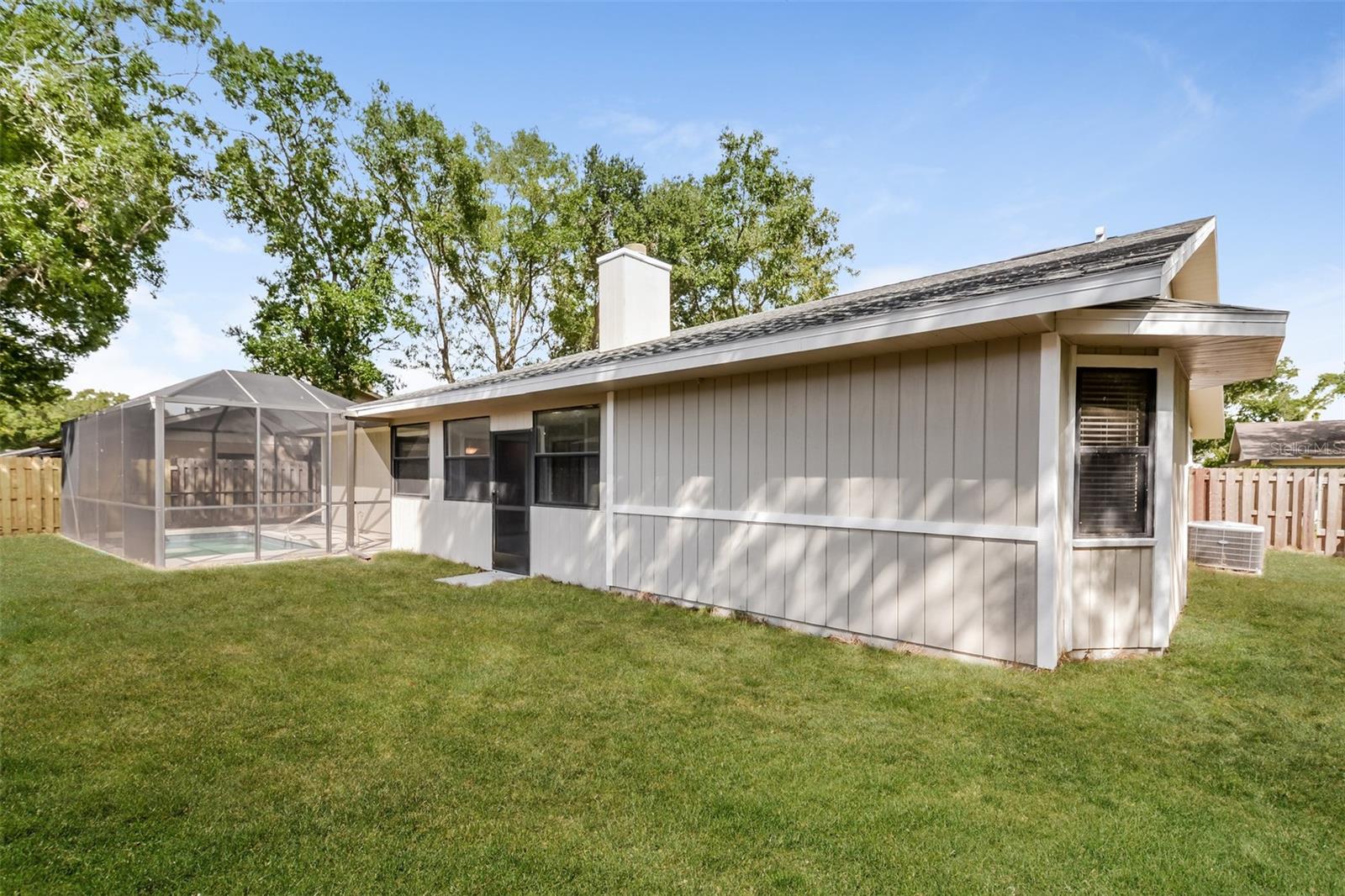 8416 CYPRESS LAKE CIR, SARASOTA, FL, 34243