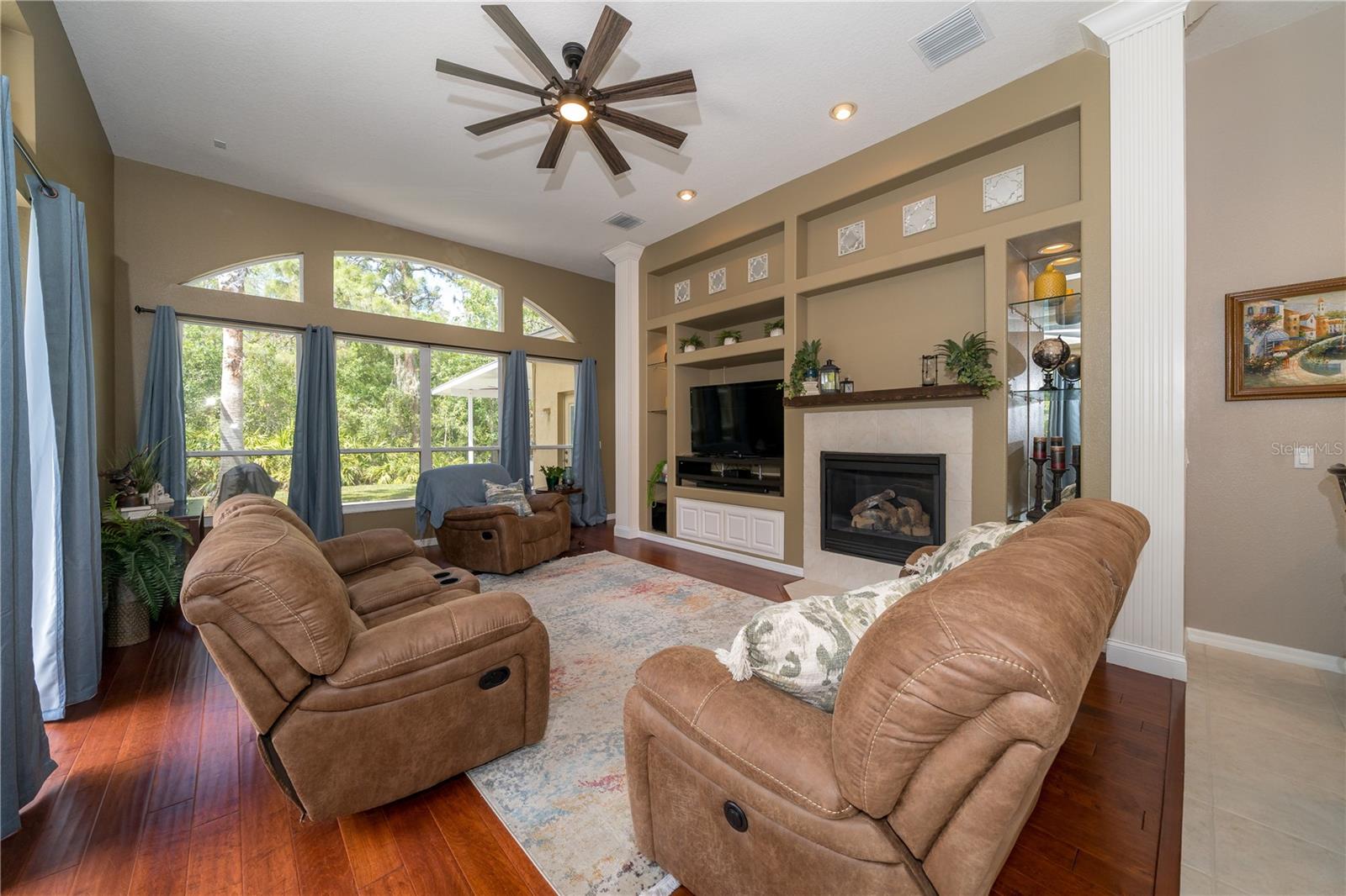 8376 GOLDEN PRAIRIE DR, TAMPA, FL, 33647