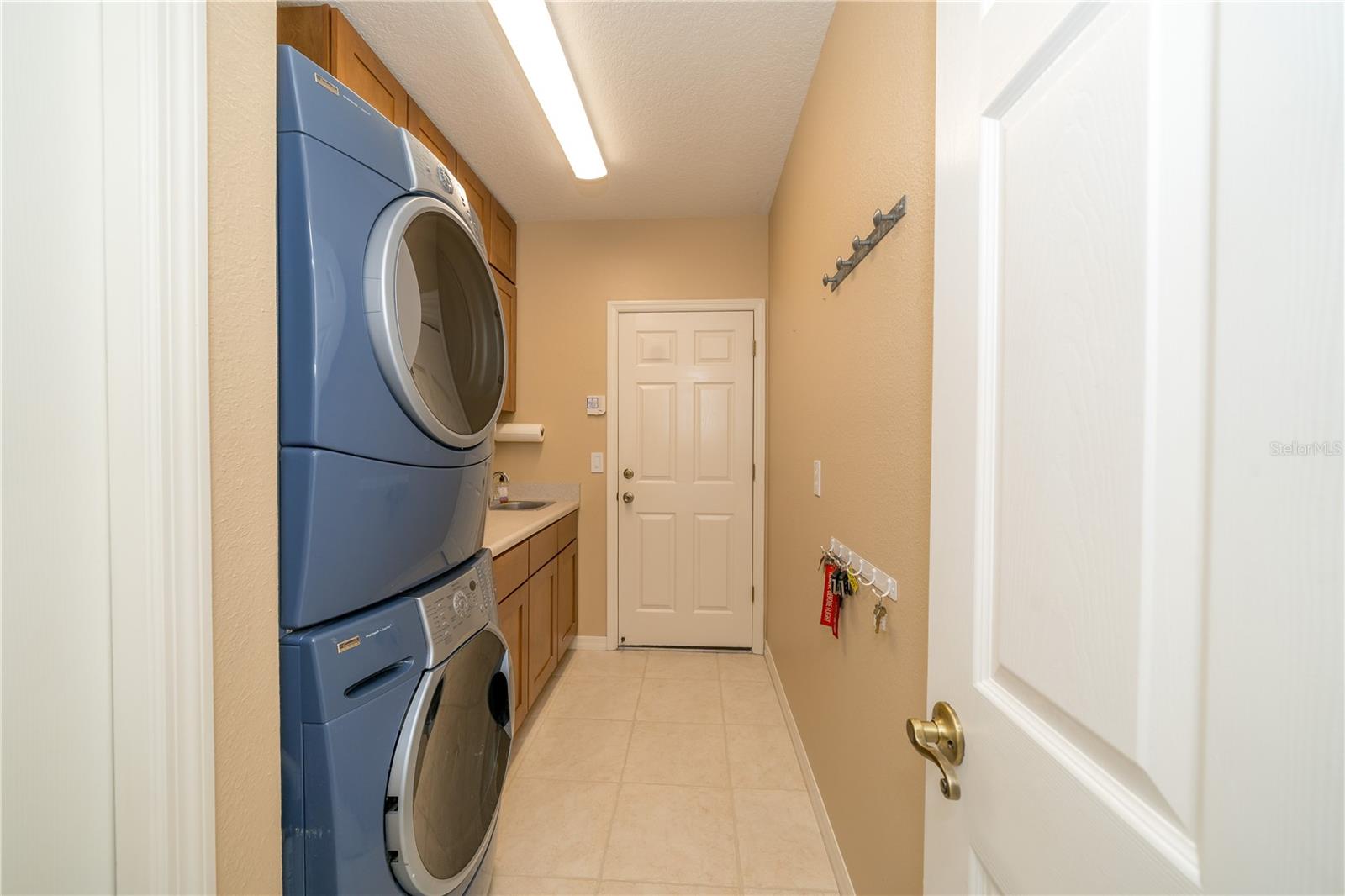 8376 GOLDEN PRAIRIE DR, TAMPA, FL, 33647