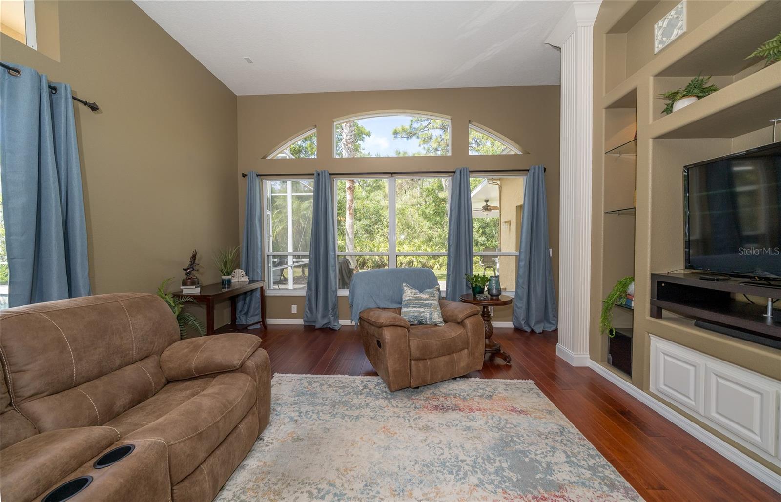 8376 GOLDEN PRAIRIE DR, TAMPA, FL, 33647