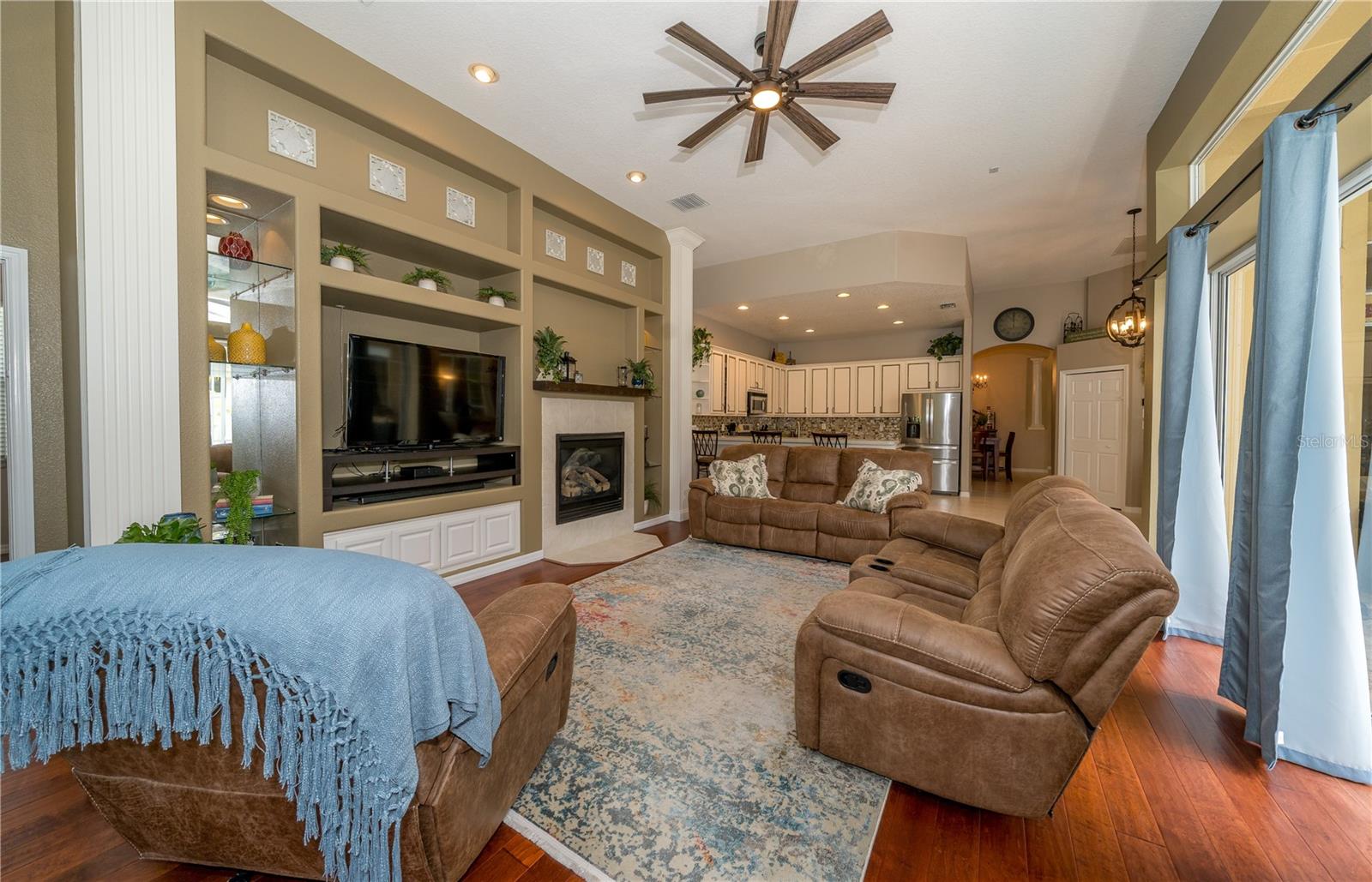 8376 GOLDEN PRAIRIE DR, TAMPA, FL, 33647