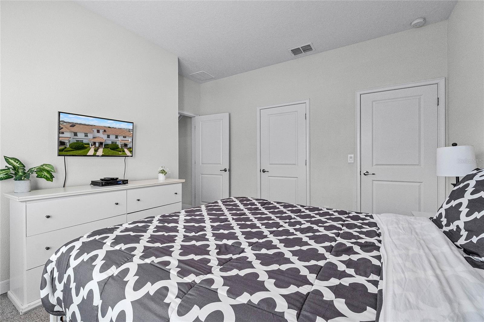 1566 PLUNKER DR, DAVENPORT, FL, 33896