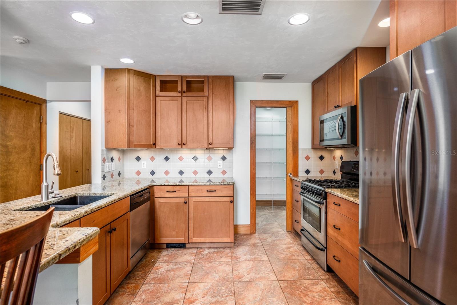 6622 NW 18TH AVE, GAINESVILLE, FL, 32605