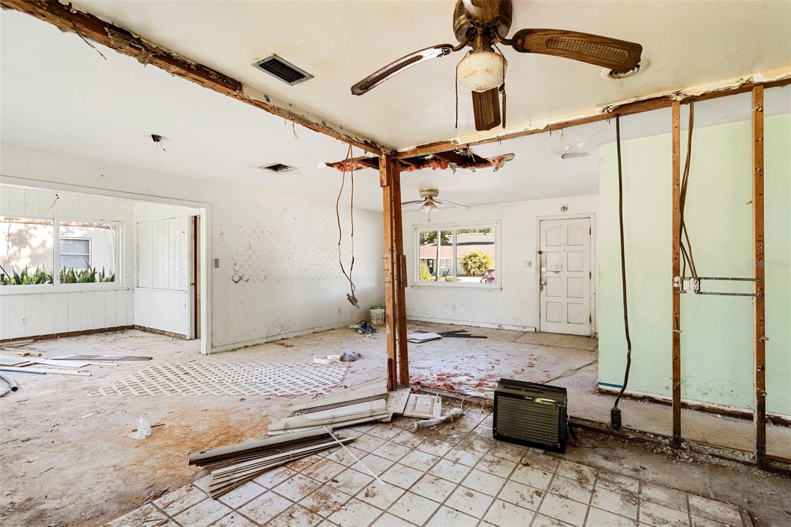 2677 MARTIN ST, SARASOTA, FL, 34237