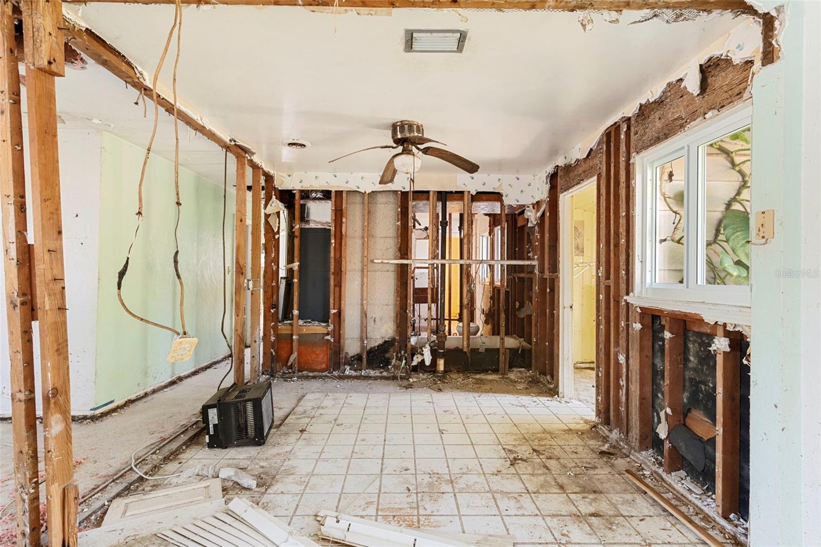 2677 MARTIN ST, SARASOTA, FL, 34237