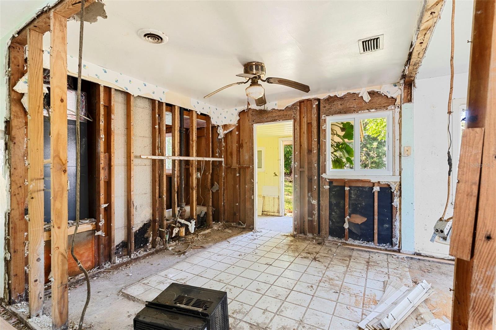 2677 MARTIN ST, SARASOTA, FL, 34237