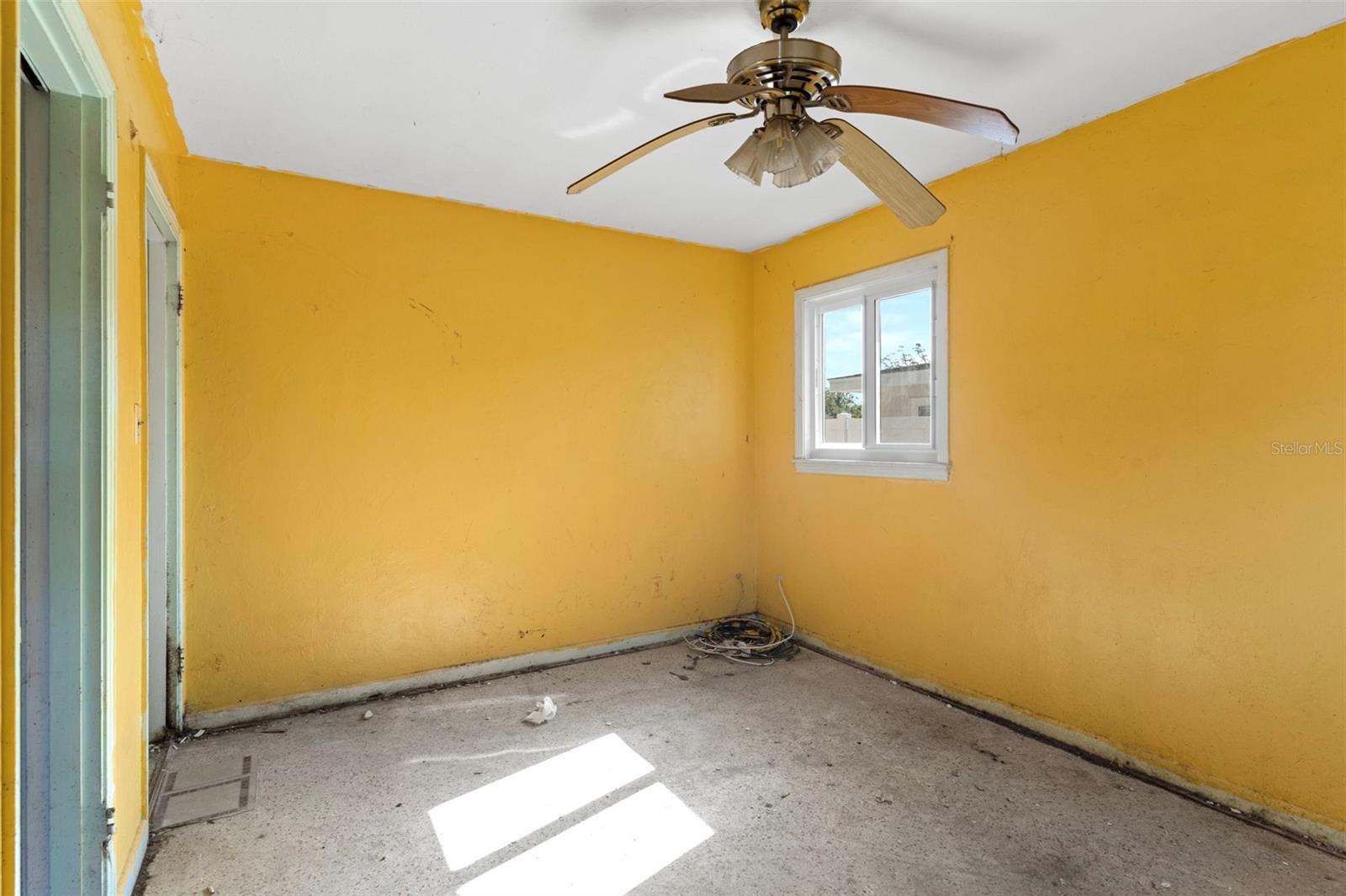 2677 MARTIN ST, SARASOTA, FL, 34237