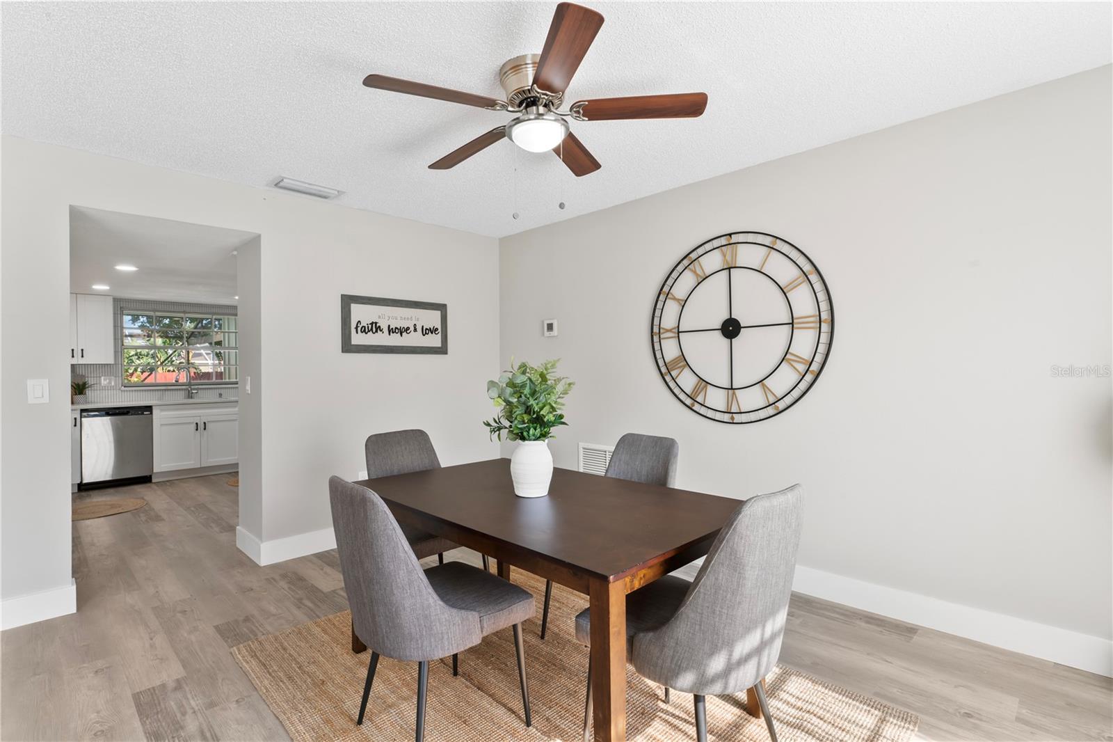 2118 HUNTINGTON AVE, SARASOTA, FL, 34232