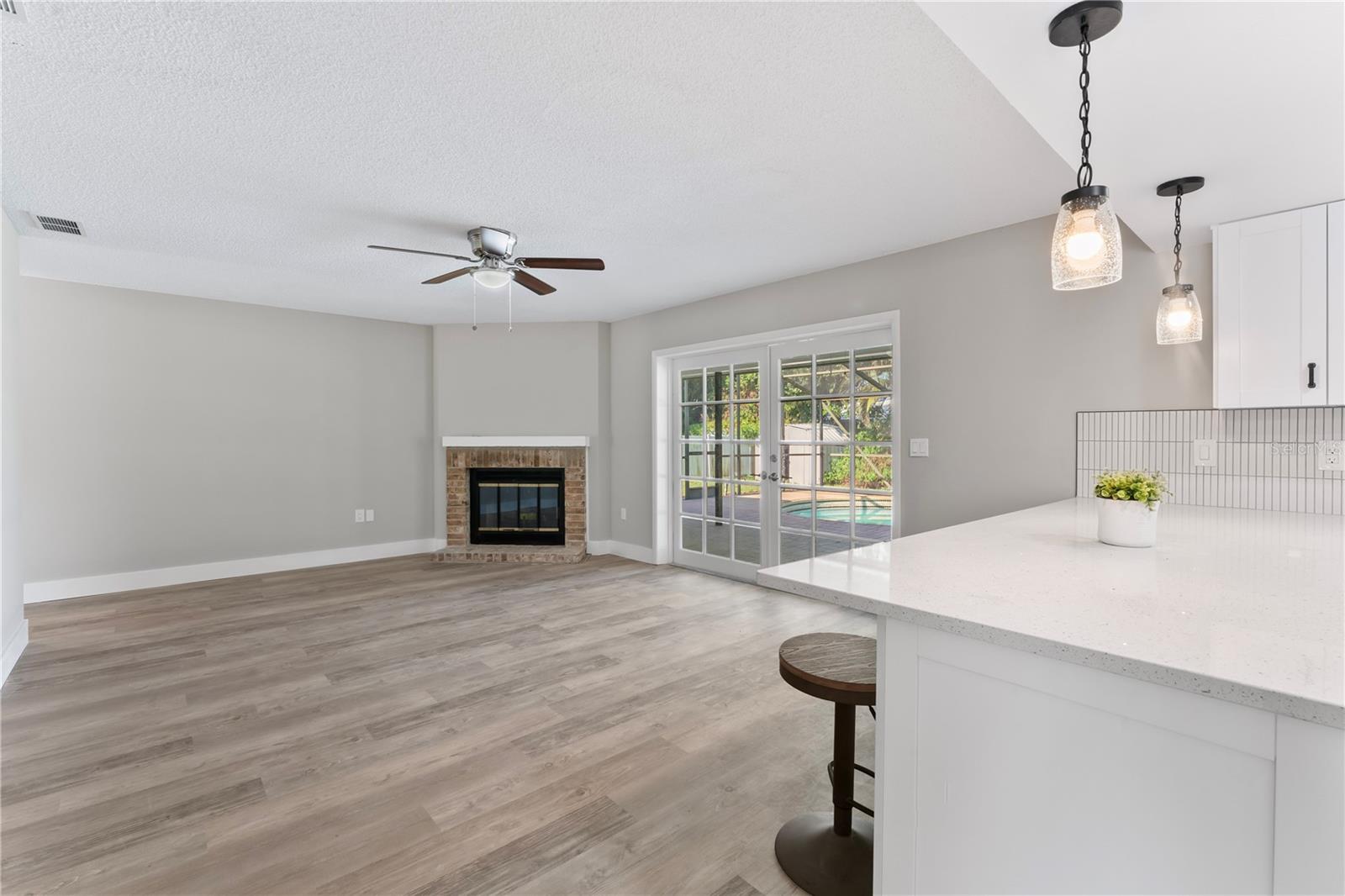2118 HUNTINGTON AVE, SARASOTA, FL, 34232
