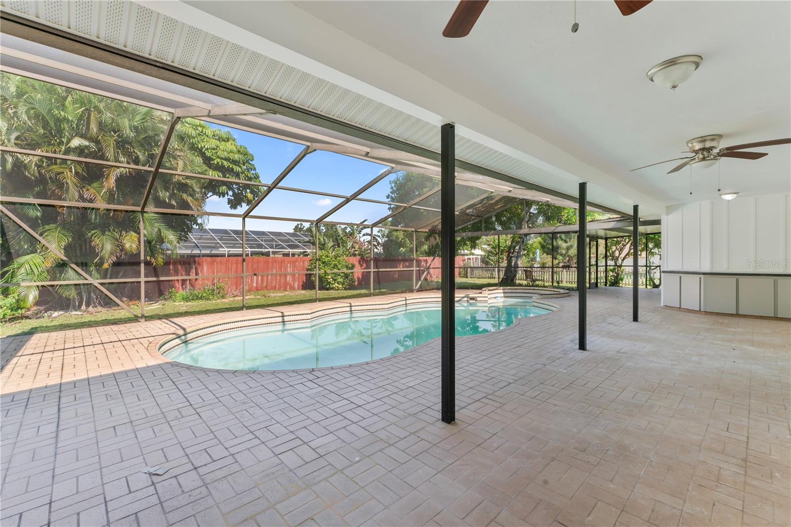 2118 HUNTINGTON AVE, SARASOTA, FL, 34232