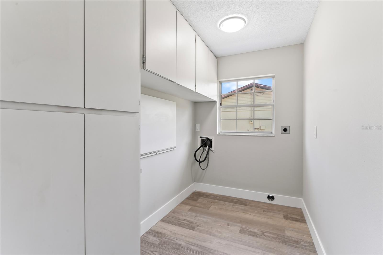 2118 HUNTINGTON AVE, SARASOTA, FL, 34232