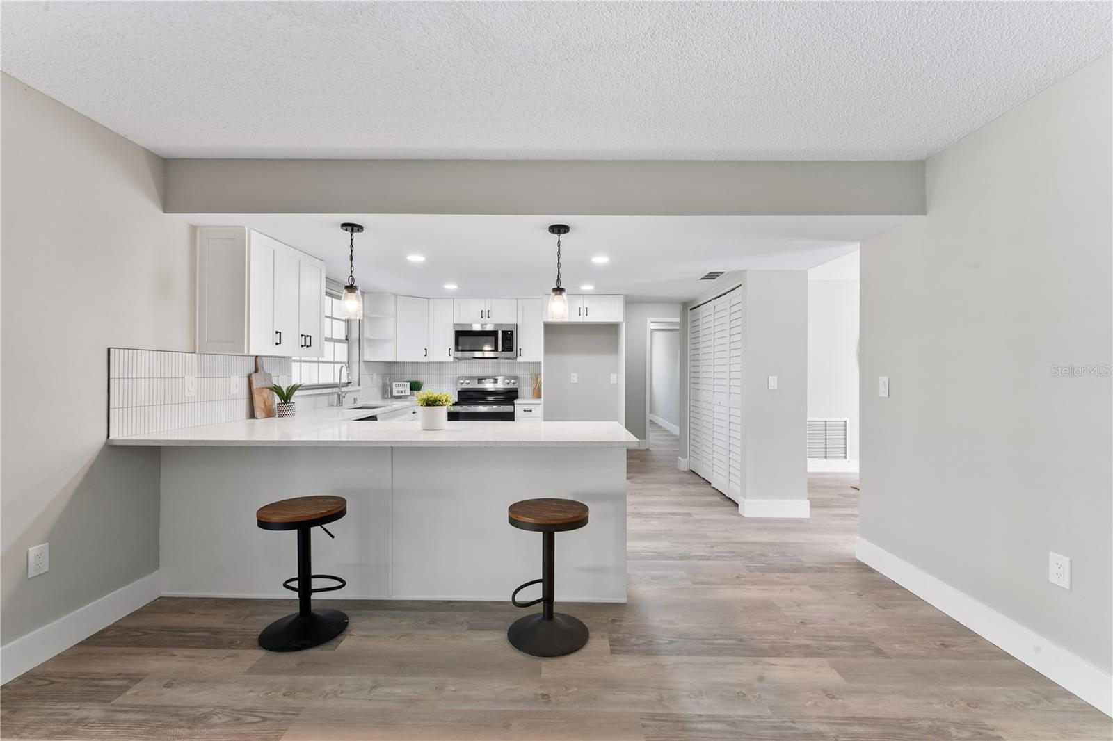 2118 HUNTINGTON AVE, SARASOTA, FL, 34232