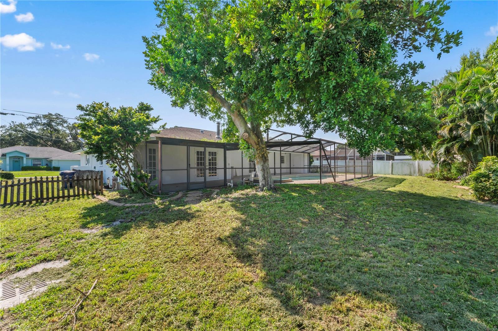 2118 HUNTINGTON AVE, SARASOTA, FL, 34232