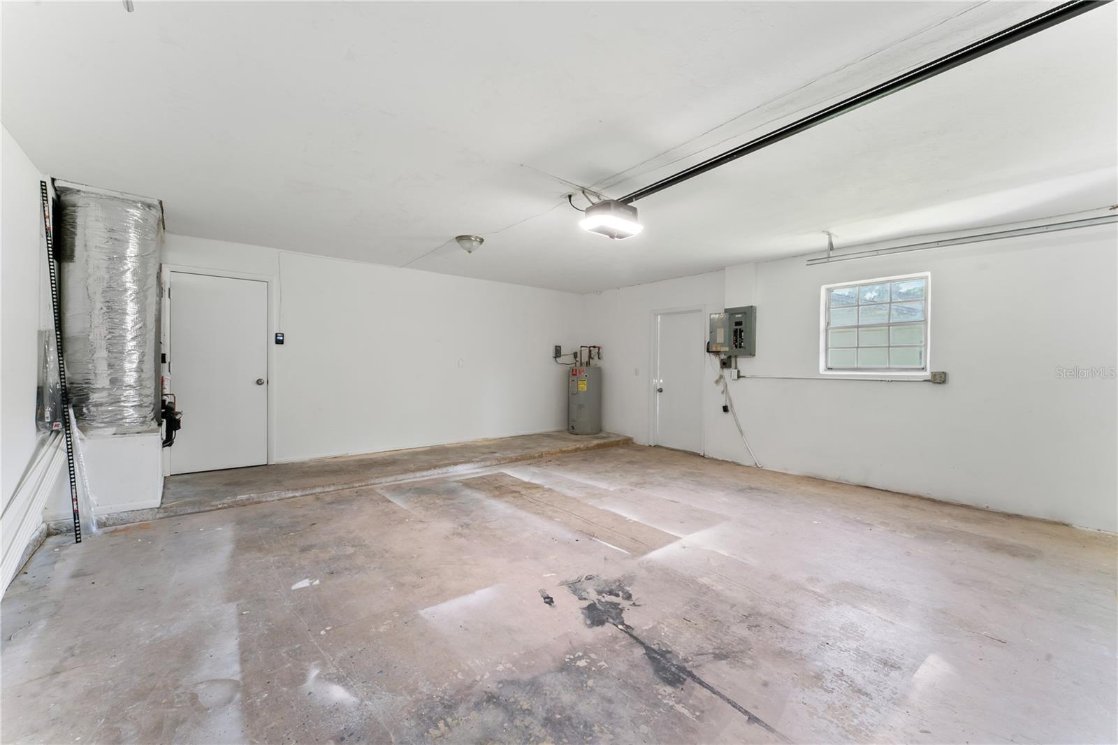 2118 HUNTINGTON AVE, SARASOTA, FL, 34232