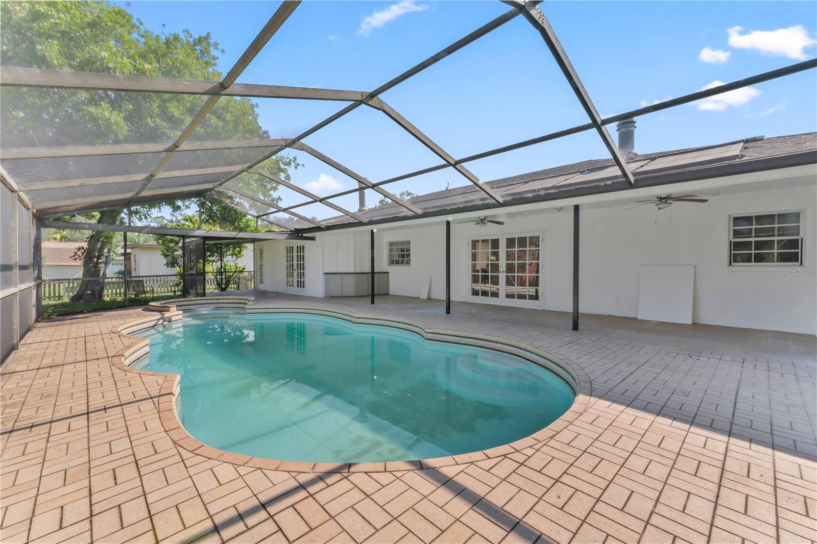 2118 HUNTINGTON AVE, SARASOTA, FL, 34232