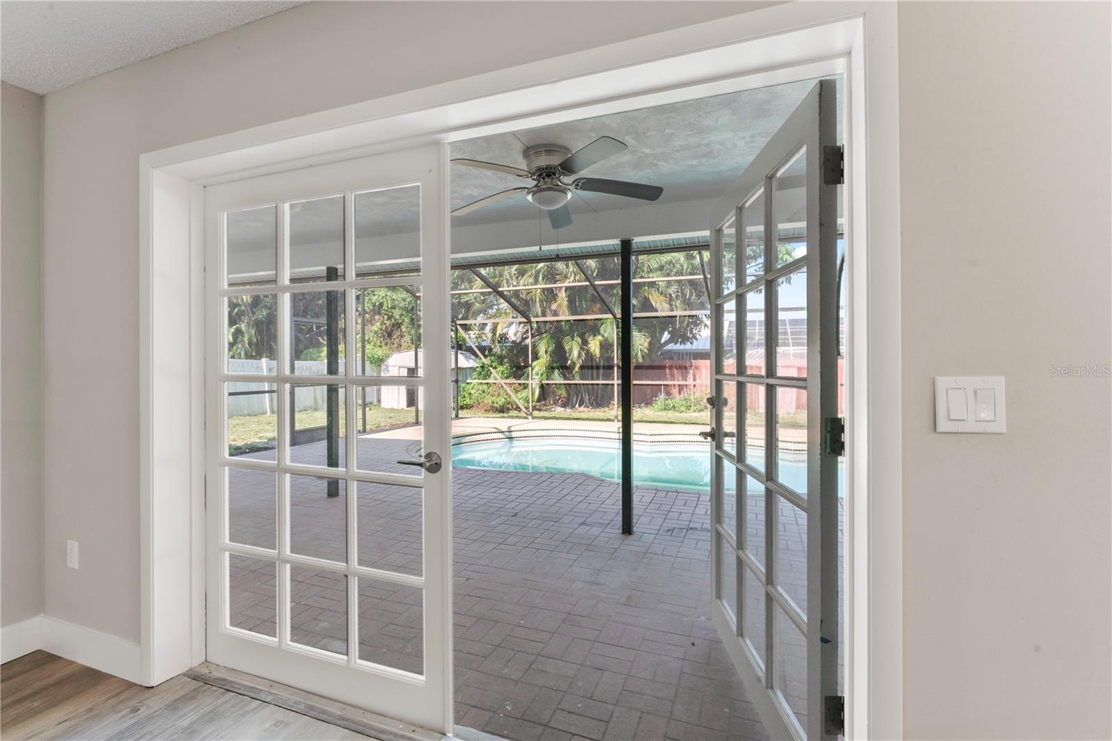 2118 HUNTINGTON AVE, SARASOTA, FL, 34232