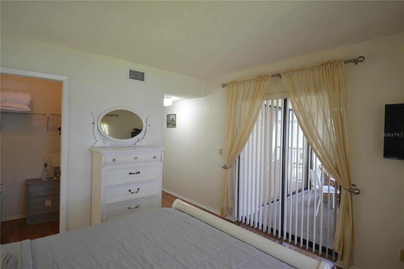 20 WOODLAKE PL, OLDSMAR, FL, 34677